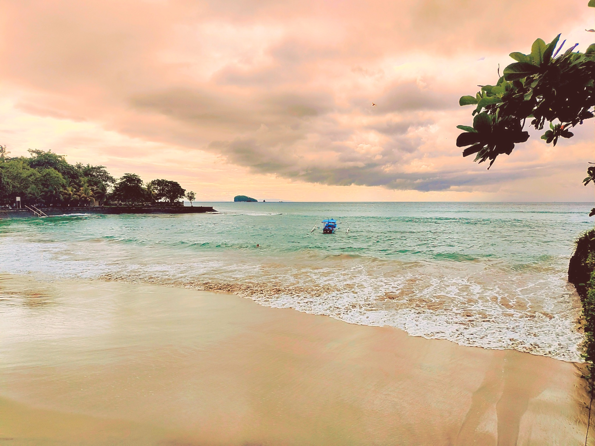 Playa tropical de Lombok en Indonesia